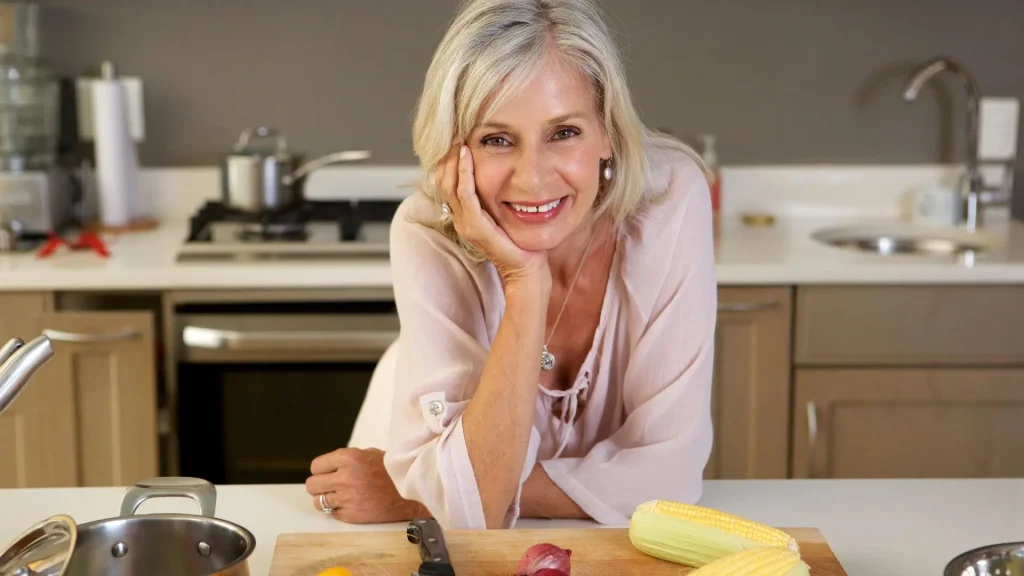 Orta yaş kadın için aralıklı oruç diyeti ve sağlıklı beslenme - menopoz döneminde IF uygulaması